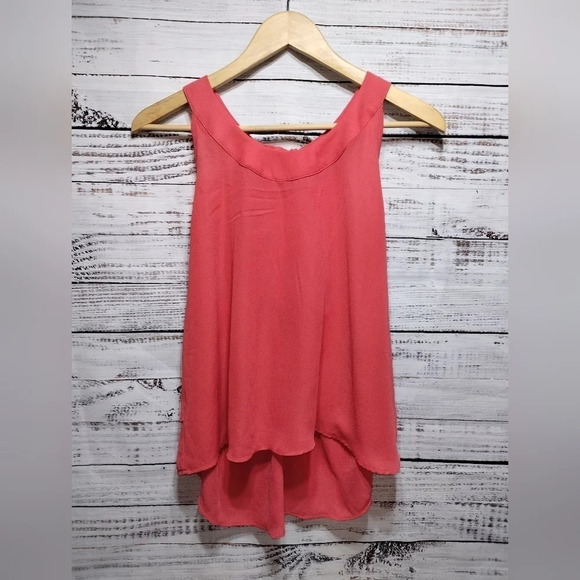 BKE‎ Red Trapeze Tank in Watermelon Red Size Medium Flowy Ruffle Layered - Picture 1 of 7